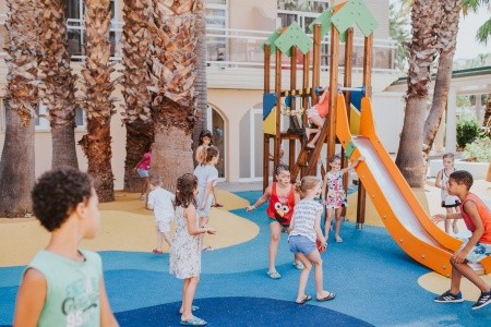 Španielsko Costa Dorada Palas Pineda (La Pineda De Salou) 12 dňový pobyt Polpenzia Letecky Letisko: Praha June 2026 ( 9/06/26-20/06/26)