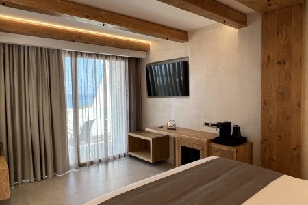 Grécko Kréta The Noverian Antama, Organic Beach Resort Chania 15 dňový pobyt Polpenzia Letecky Letisko: Praha June 2026 (17/06/26- 1/07/26)