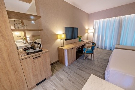 Poseidon Beach Resort - 28