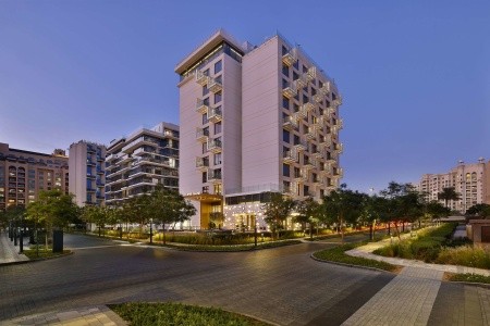 Tumbi West Palm Beach Hotel Dubai, Tapestry Collection By Hilton
