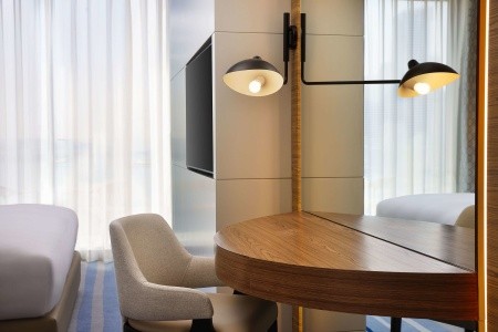 Tumbi West Palm Beach Hotel Dubai, Tapestry Collection By Hilton
