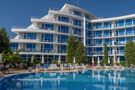 Bulharsko, Primorsko, Queen Nelly, za <span>27.602</span> Kč