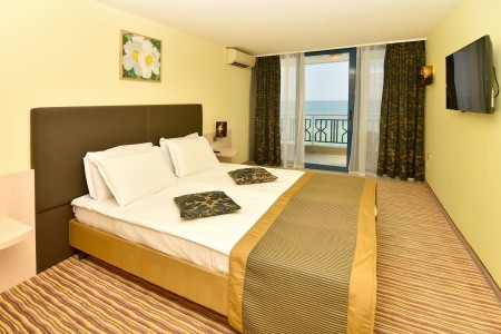 Bulharsko Albena Slavuna 8 dňový pobyt All Inclusive Letecky Letisko: Bratislava August 2026 ( 6/08/26-13/08/26)