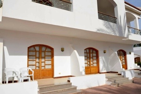 Coral Hills Resort - 6