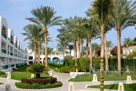 Baron Palms Resort - 4