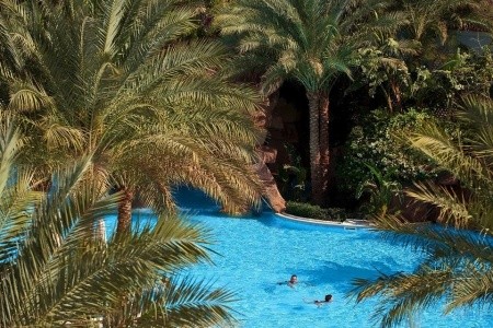 Baron Palms Resort - 7