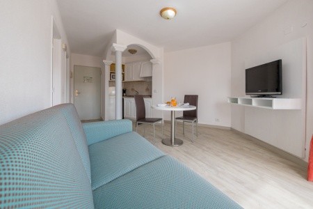 Kanárske ostrovy Tenerife Checkin Bungalows Atlántida 11 dňový pobyt Bez stravy Letecky Letisko: Budapešť February 2026 (13/02/26-23/02/26)