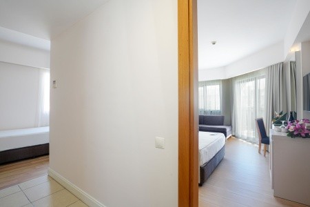 Turecko Side Side Aluna (Ex Diamond Beach Hotel & Spa) 12 dňový pobyt All Inclusive Letecky Letisko: Praha September 2025 (11/09/25-22/09/25)