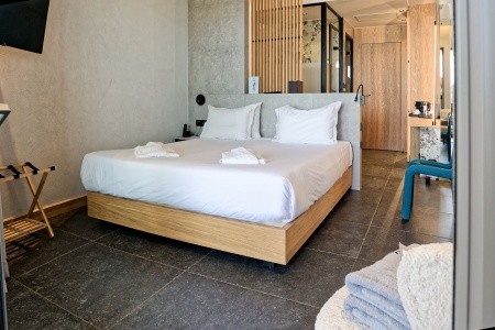 Ikones Seafront Luxury Suites - 80