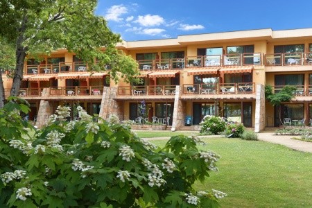 Bulharsko Prímorsko Les Magnolias 8 dňový pobyt All Inclusive Letecky Letisko: Varšava September 2025 (11/09/25-18/09/25)