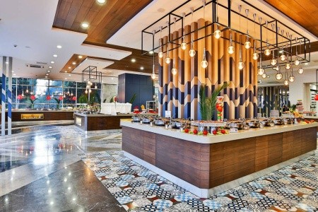 Turecko Antalya Saturn Palace 13 dňový pobyt Ultra All inclusive Letecky Letisko: Katovice June 2026 (18/06/26-30/06/26)