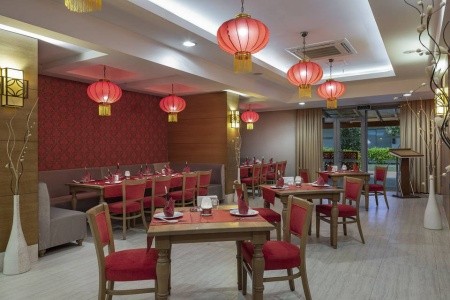 Turecko Antalya Wyndham Garden Lara (Ex.