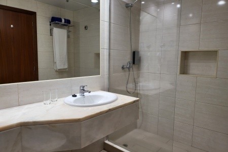 Madeira Caniço Cais Da Oliveira 10 dňový pobyt Raňajky Letecky Letisko: Budapešť January 2026 (15/01/26-24/01/26)