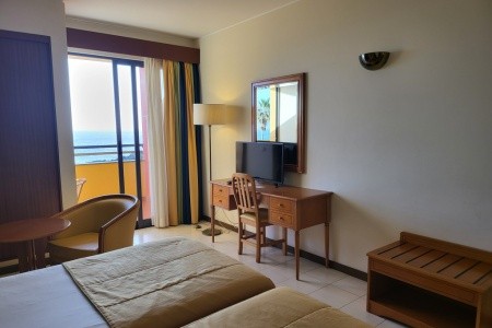 Madeira Caniço Cais Da Oliveira 10 dňový pobyt Raňajky Letecky Letisko: Budapešť January 2026 (15/01/26-24/01/26)