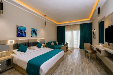 Sirena Beach Resort & Spa - 52