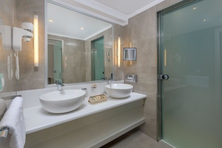 Grécko Rodos Rodos Palladium Leisure & Wellness 3 dňový pobyt Polpenzia Letecky Letisko: Praha September 2025 (24/09/25-26/09/25)
