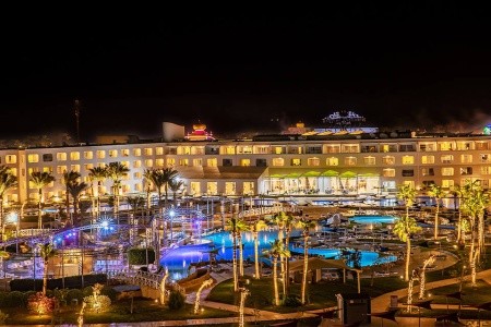 Titanic Resort & Aqua Park - 12