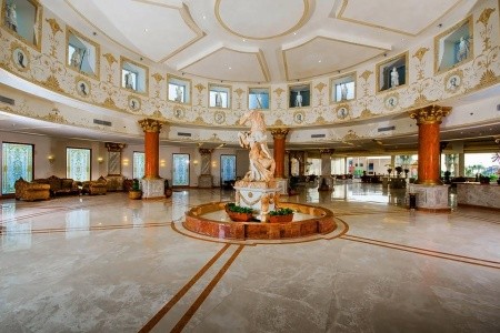 Titanic Palace Resort - 11