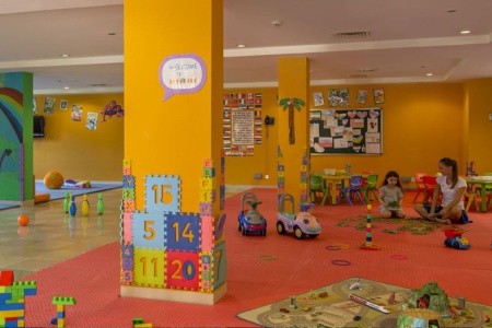 Spojené arabské emiráty Fujairah Jaz Miramar Al Aqah 8 dňový pobyt Ultra All inclusive Letecky Letisko: Praha July 2026 (22/07/26-19/07/26)