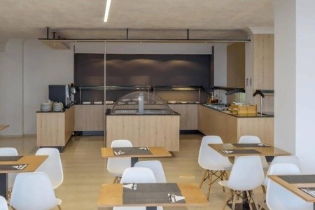 Grécko Kréta Azure Mare 15 dňový pobyt Polpenzia Letecky Letisko: Katovice June 2026 ( 6/06/26-20/06/26)