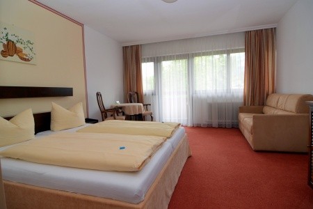 Rakúsko Kitzbühel / Mittersill Parkhotel Kirchberg 8 dňový pobyt Raňajky Vlastná January 2026 (30/01/26- 6/02/26)