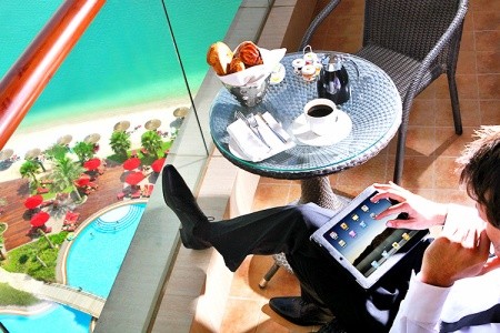 Spojené arabské emiráty Abu Dhabi Khalidiya Palace Rayhaan 5 dňový pobyt Raňajky Letecky Letisko: Praha January 2026 (13/01/26-17/01/26)