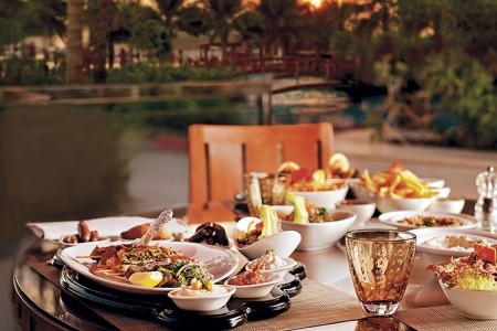 Spojené arabské emiráty Abu Dhabi Khalidiya Palace Rayhaan 5 dňový pobyt Raňajky Letecky Letisko: Praha January 2026 (13/01/26-17/01/26)