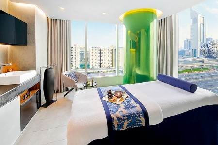 Spojené arabské emiráty Dubaj Voco Dubai 8 dňový pobyt Raňajky Letecky Letisko: Praha March 2026 (14/03/26-21/03/26)