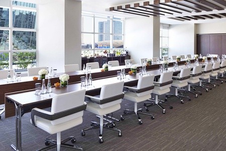 Spojené arabské emiráty Dubaj Voco Dubai 8 dňový pobyt Raňajky Letecky Letisko: Praha March 2026 (14/03/26-21/03/26)