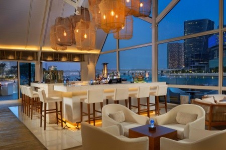 Hotel Beach Rotana Hotel & Tower