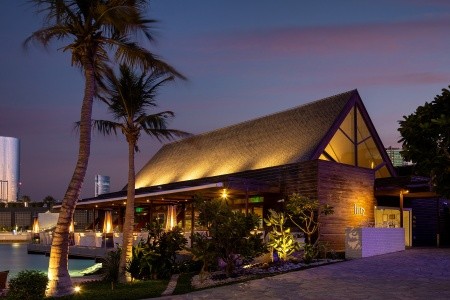 Hotel Beach Rotana Hotel & Tower