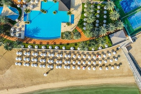 Hotel Beach Rotana Hotel & Tower