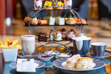 Hotel Beach Rotana Hotel & Tower