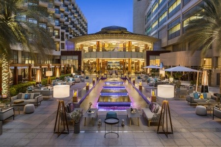 Hotel Beach Rotana Hotel & Tower