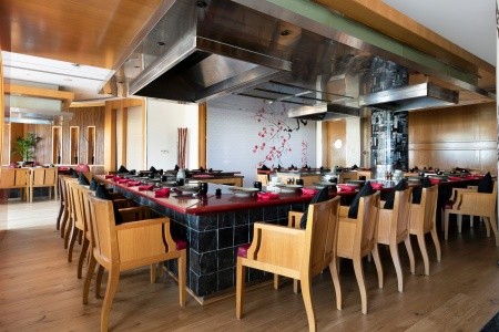 Hotel Beach Rotana Hotel & Tower