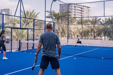 Hotel Beach Rotana Hotel & Tower