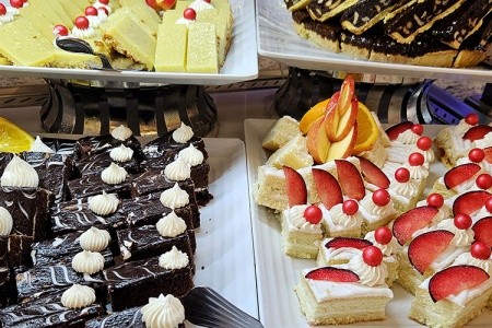 Golden Beach Resort (Ex. The Movie Gate) - 10