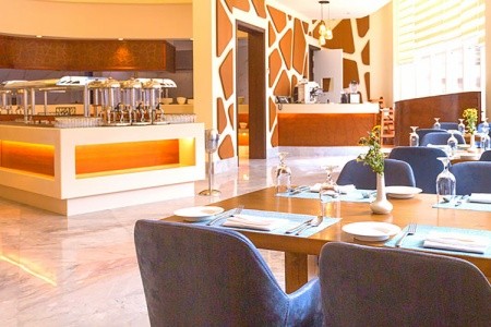 Omán Salalah Belad Bont 8 dňový pobyt Light All inclusive Letecky Letisko: Praha March 2026 (10/03/26-17/03/26)