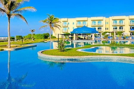 Omán  Wyndham Garden Mirbat 5 dňový pobyt All Inclusive Letecky Letisko: Praha December 2025 (26/12/25-30/12/26)