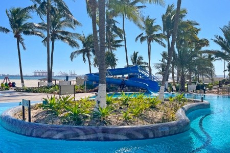 Omán Salalah Hilton Salalah 11 dňový pobyt Light All inclusive Letecky Letisko: Praha February 2026 (17/02/26-27/02/26)