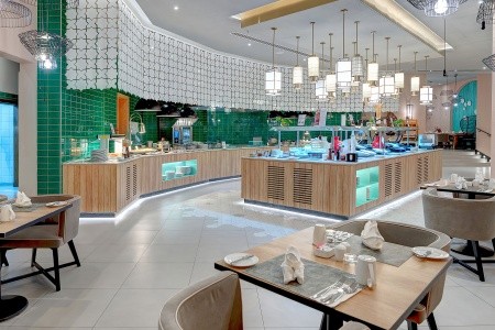 Omán Salalah Hilton Salalah 11 dňový pobyt Light All inclusive Letecky Letisko: Praha February 2026 (17/02/26-27/02/26)