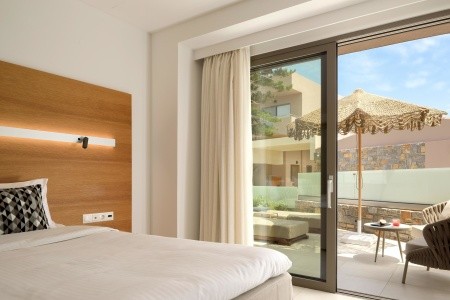 Grécko Kréta High Beach White 9 dňový pobyt Polpenzia Letecky Letisko: Praha July 2026 (26/07/26- 3/08/26)