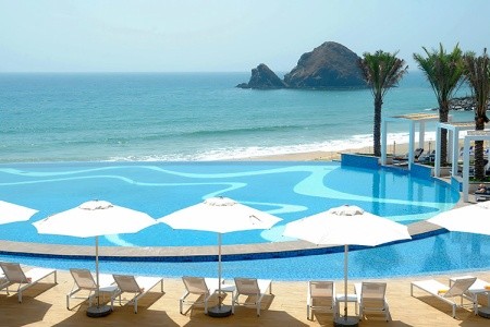 Spojené arabské emiráty Fujairah Royal M Al Aqah Beach Hotel & Resort 6 dňový pobyt All Inclusive Letecky Letisko: Praha March 2026 (19/03/26-24/03/26)