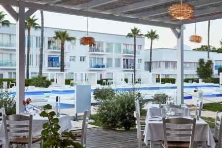 So White Club Resort - 3