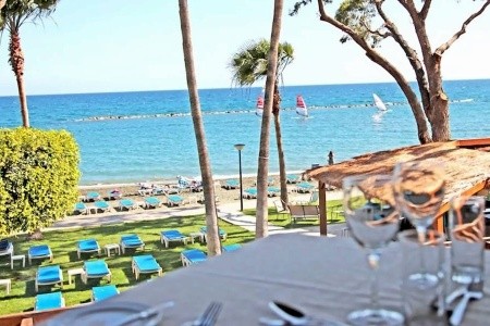 Kypr, Limassol, Poseidonia Beach, za <span>21.622</span> Kč