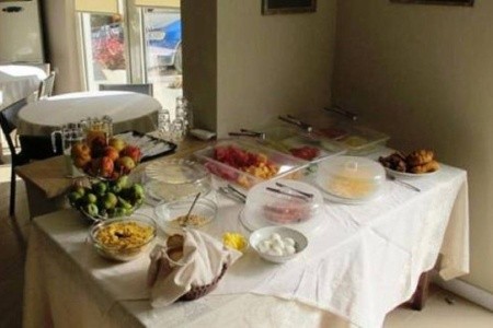 Albánie, Albánská riviéra, Nika, za <span>13.146</span> Kč