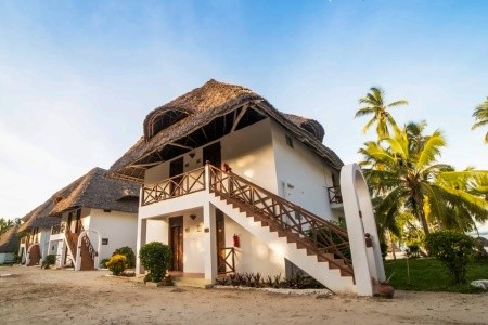 Zanzibar, Další oblasti na Zanzibaru, Antonio Beach Hotel & Spa (Chwaka), za <span>50.195</span> Kč