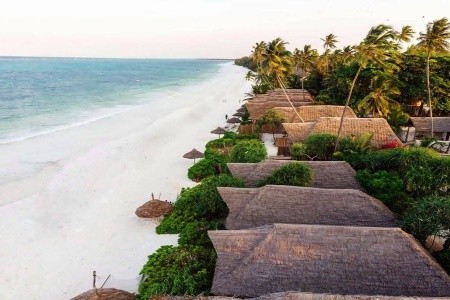 Zanzibar, Další oblasti na Zanzibaru, Zanzibar Sunrise At Bandas, za <span>54.577</span> Kč