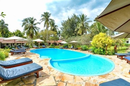 Zanzibar, Nungwi, Flame Tree Cottages, za <span>59.042</span> Kč