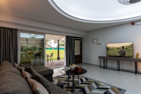 Spojené arabské emiráty Sharjah Marbella Resort 8 dňový pobyt Bez stravy Letecky Letisko: Praha December 2025 ( 7/12/25-14/12/25)